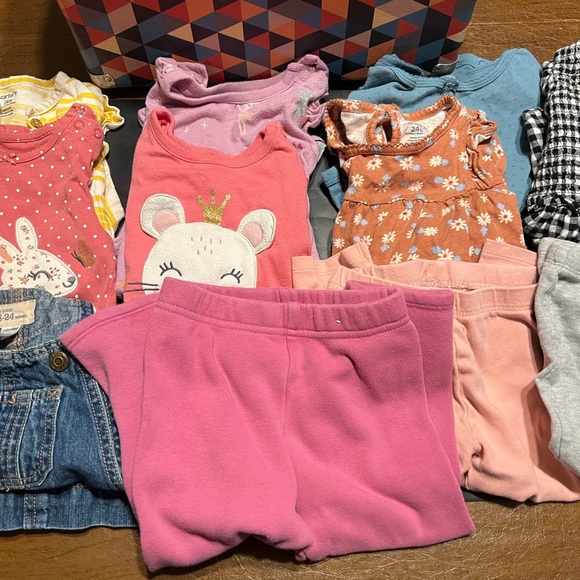 18-24 Months Girl Fall & Winter Clothes Toddler Clothing Lot Of 11 Pieces - Picture 1 of 10